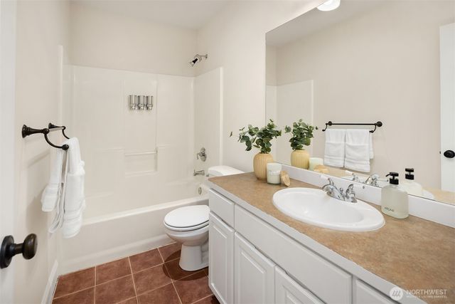 5546 159th Place SE, Bellevue, WA 98006