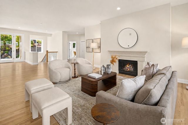 5546 159th Place SE, Bellevue, WA 98006