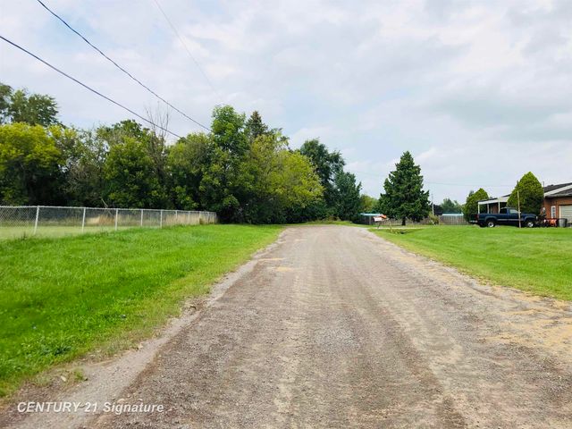 1540 Pound Drive, Flint Twp, MI 48532