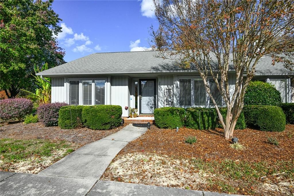 2707 Spring Bridge Trail, Greensboro, NC 27410