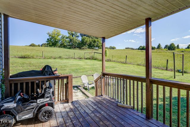 3039 Rocky Springs Road, Piney Flats, TN 37686
