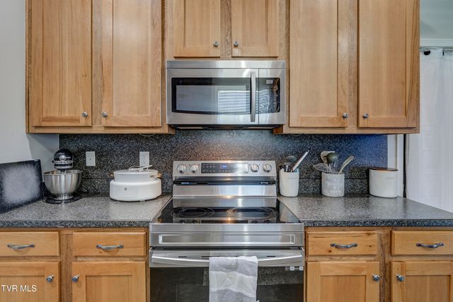 3039 Rocky Springs Road, Piney Flats, TN 37686