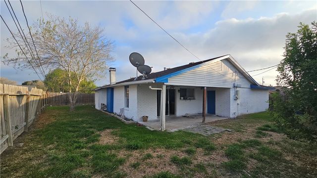 3610 Swiss Dr, Corpus Christi, TX 78415