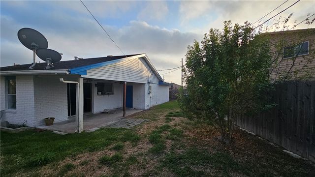 3610 Swiss Dr, Corpus Christi, TX 78415