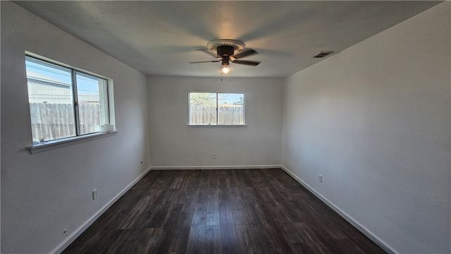 3610 Swiss Dr, Corpus Christi, TX 78415