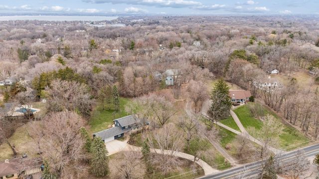 19670 Excelsior Boulevard, Deephaven, MN 55331