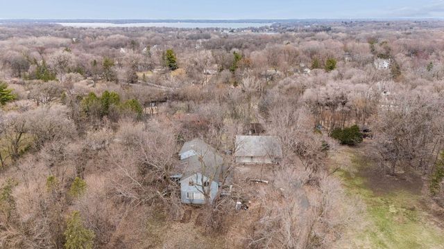 19670 Excelsior Boulevard, Deephaven, MN 55331