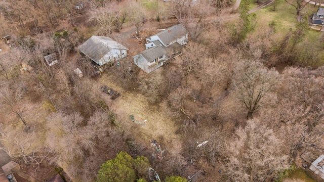 19670 Excelsior Boulevard, Deephaven, MN 55331