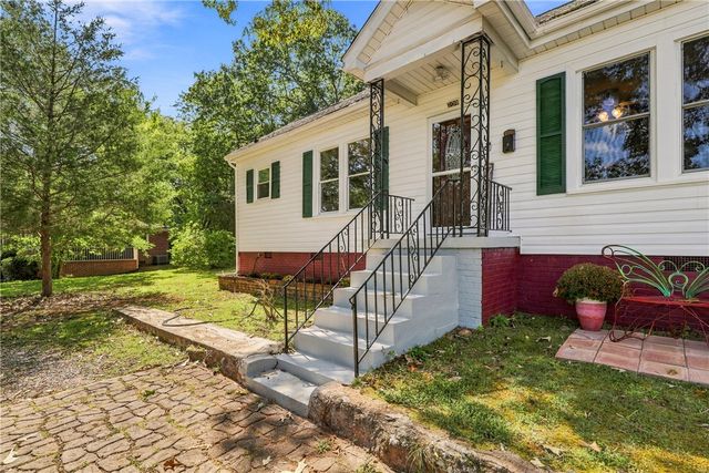209 Tindal Road, Greenville, SC 29617