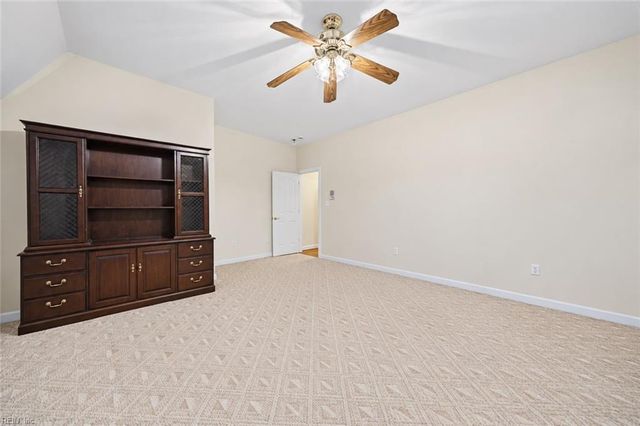 1824 Lancing Crest LN, Chesapeake, VA 23323