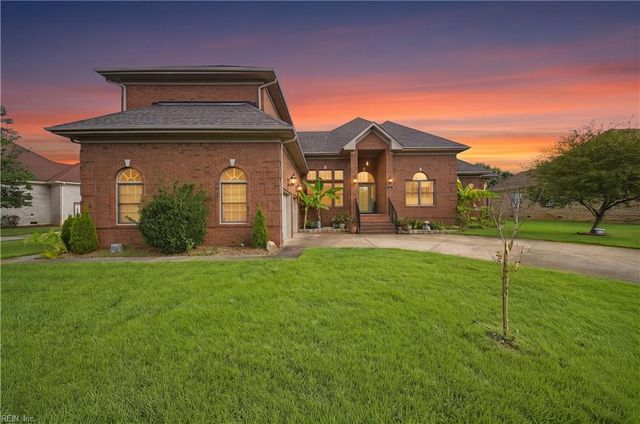1824 Lancing Crest LN, Chesapeake, VA 23323
