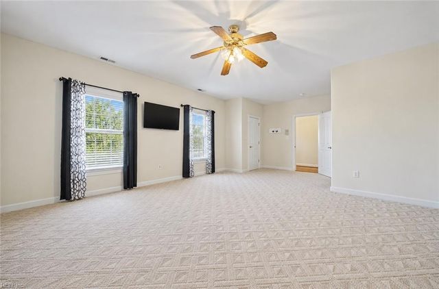 1824 Lancing Crest LN, Chesapeake, VA 23323