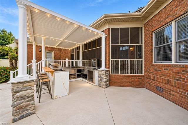 1824 Lancing Crest LN, Chesapeake, VA 23323