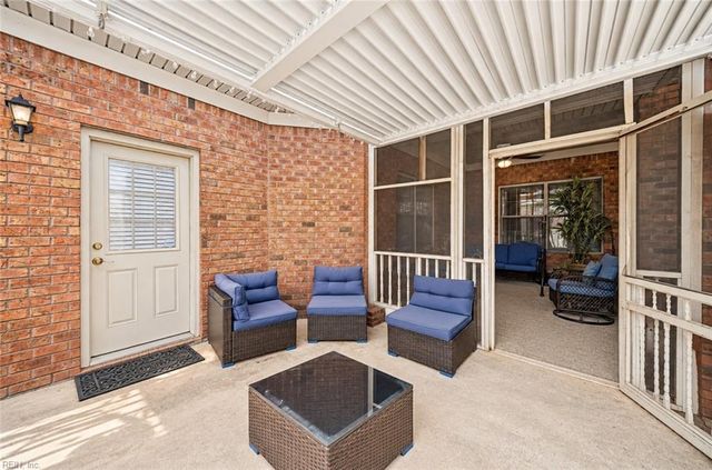 1824 Lancing Crest LN, Chesapeake, VA 23323
