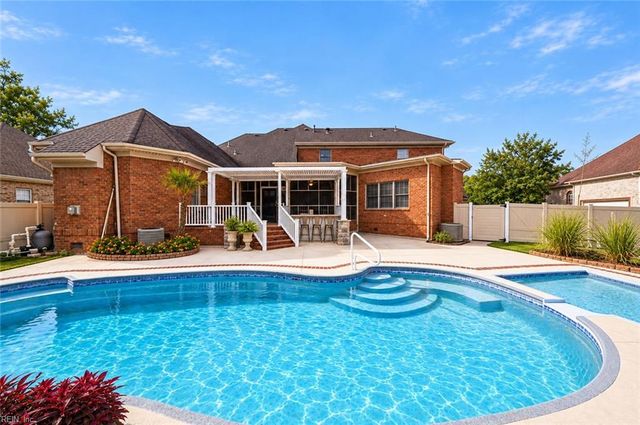 1824 Lancing Crest LN, Chesapeake, VA 23323