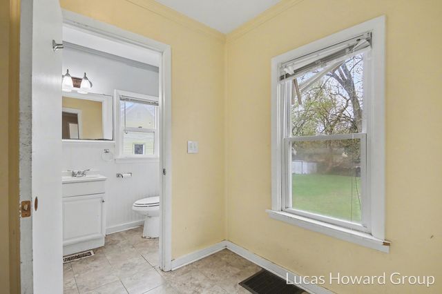 3532 Lowden Street, Kalamazoo City, MI 49008