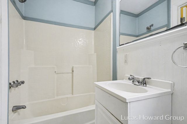 3532 Lowden Street, Kalamazoo City, MI 49008