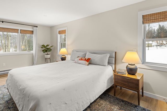 2366 Mountain Rd Apt 4, Stowe, VT 05672