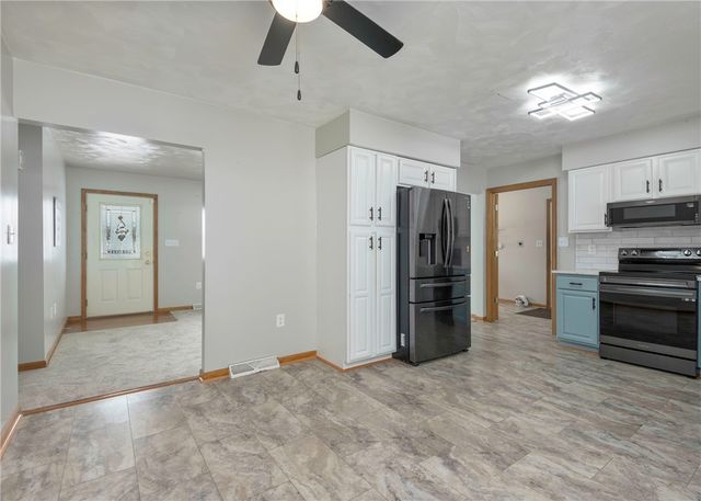 50 Prosperity St, Carroll Twp, PA 15063