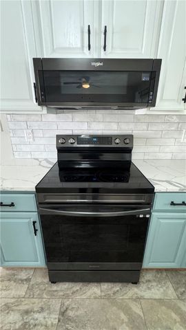 50 Prosperity St, Carroll Twp, PA 15063