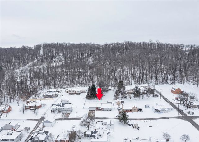 50 Prosperity St, Carroll Twp, PA 15063