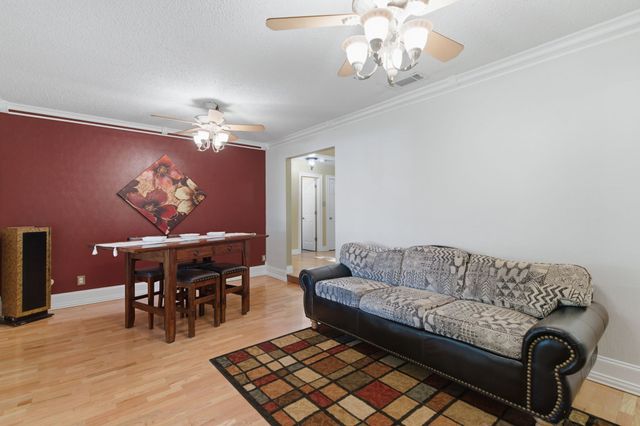 611 Magnolia Street, Denton, TX 76201