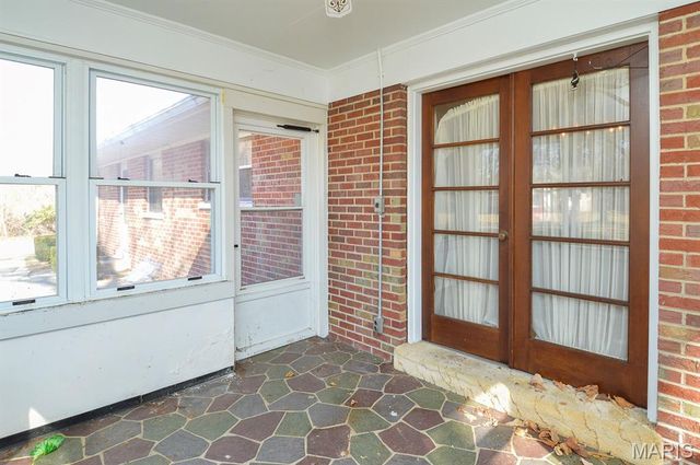 1413 N 2nd Street, Belleville, IL 62226