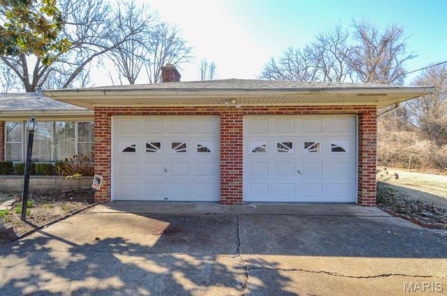 1413 N 2nd Street, Belleville, IL 62226