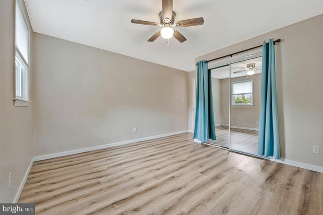 8530 LINWOOD DR, Ellicott City, MD 21043