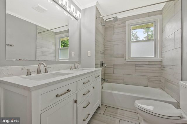 8530 LINWOOD DR, Ellicott City, MD 21043