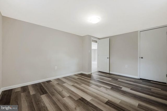 8530 LINWOOD DR, Ellicott City, MD 21043