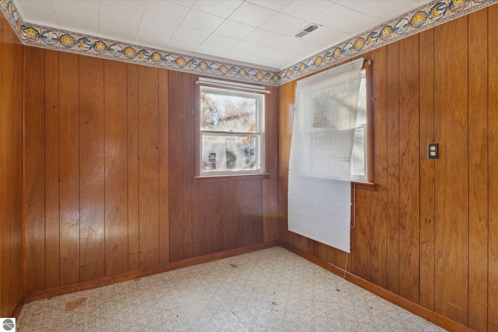 Image 21 of property listing at 6364 Joanne Street, Lake, MI 48632