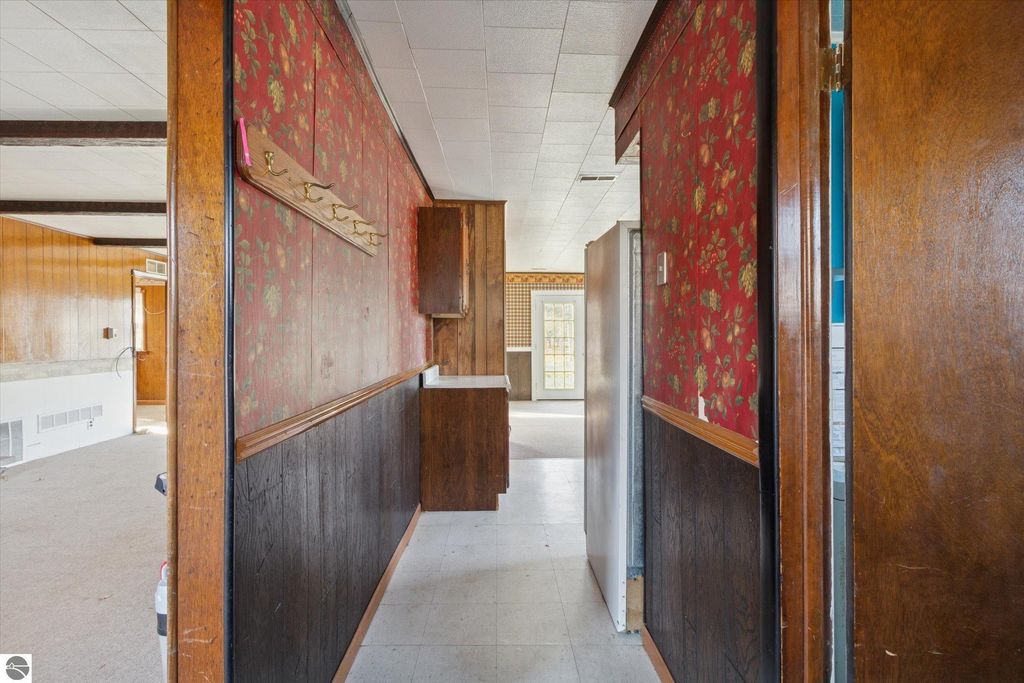 Image 8 of property listing at 6364 Joanne Street, Lake, MI 48632