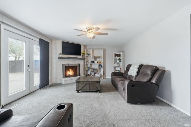 1404 Davidson Court, Auburn, IN 46706