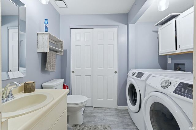 1404 Davidson Court, Auburn, IN 46706