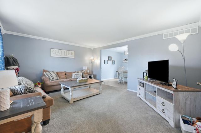 1404 Davidson Court, Auburn, IN 46706