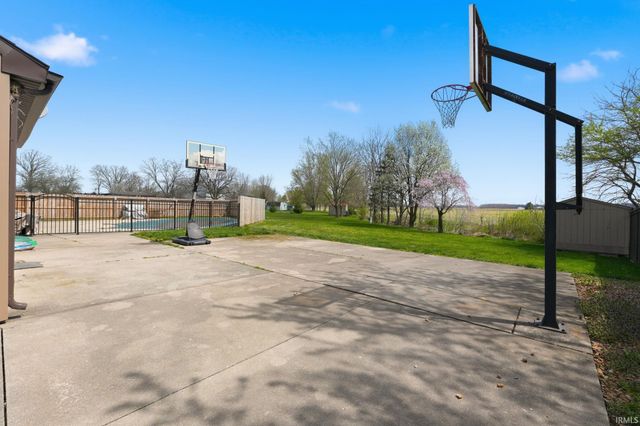 1404 Davidson Court, Auburn, IN 46706