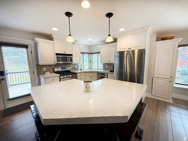 2058 COMANCHE WAY, Farmington, UT 84025