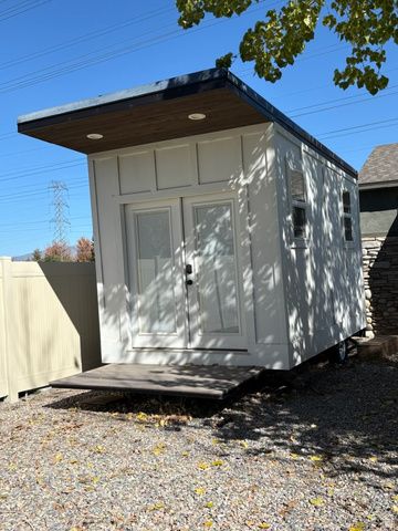 2058 COMANCHE WAY, Farmington, UT 84025