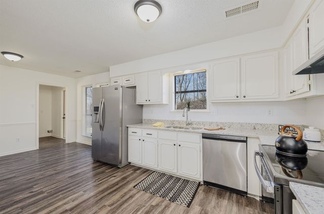 7330 PALGRAVE LN, Memphis, TN 38125