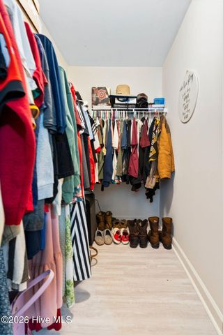 225 Lockwood Court, Hubert, NC 28539