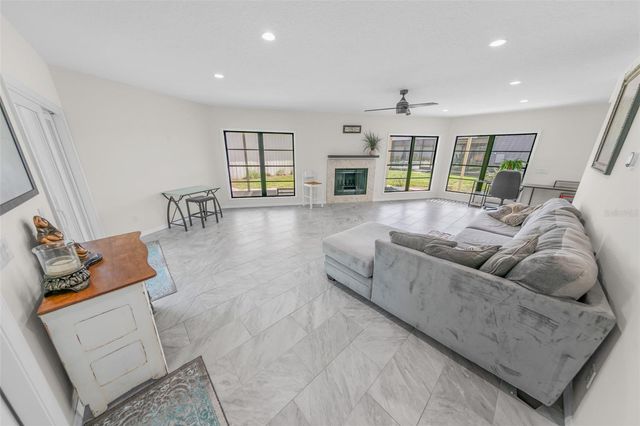 38 LAZY EIGHT DRIVE, Port Orange, FL 32128