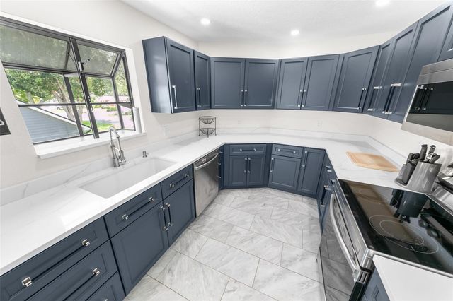 38 LAZY EIGHT DRIVE, Port Orange, FL 32128