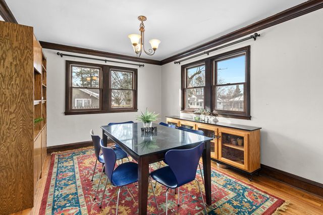 2714 9th Avenue E, North Saint Paul, MN 55109