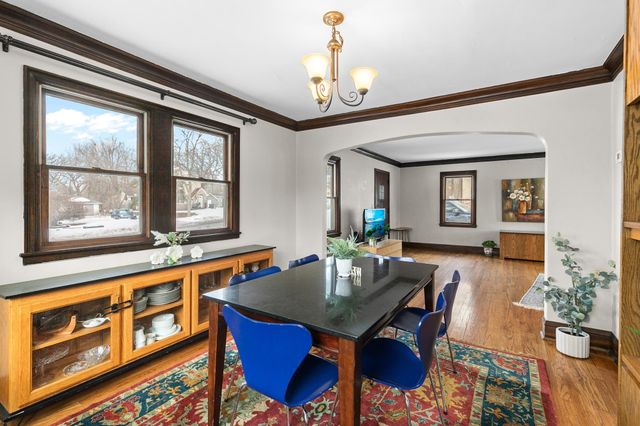 2714 9th Avenue E, North Saint Paul, MN 55109