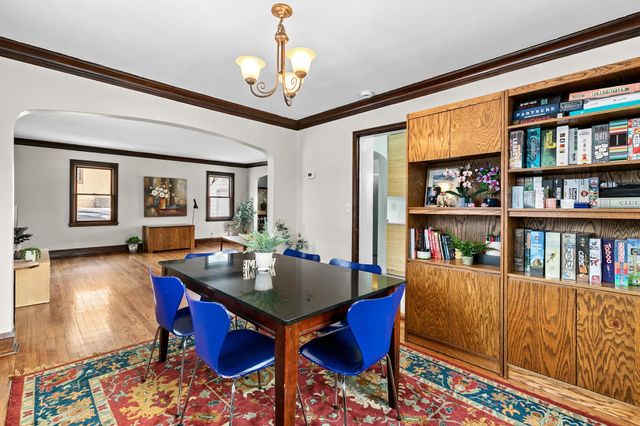 2714 9th Avenue E, North Saint Paul, MN 55109