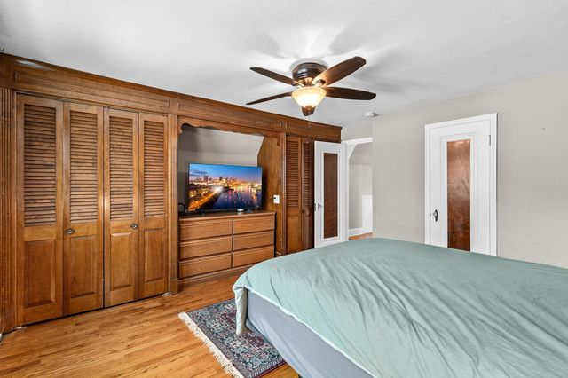 2714 9th Avenue E, North Saint Paul, MN 55109