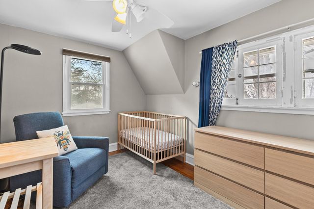 2714 9th Avenue E, North Saint Paul, MN 55109