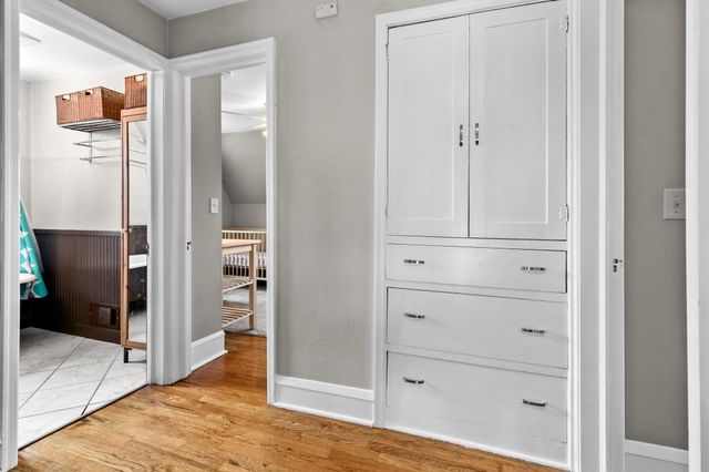 2714 9th Avenue E, North Saint Paul, MN 55109