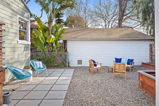 10315 Dante Ave, Oakland, CA 94603